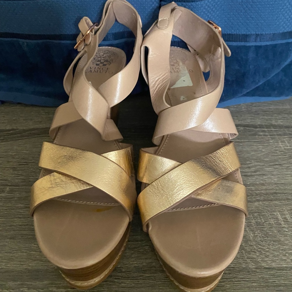 Vince Camuto